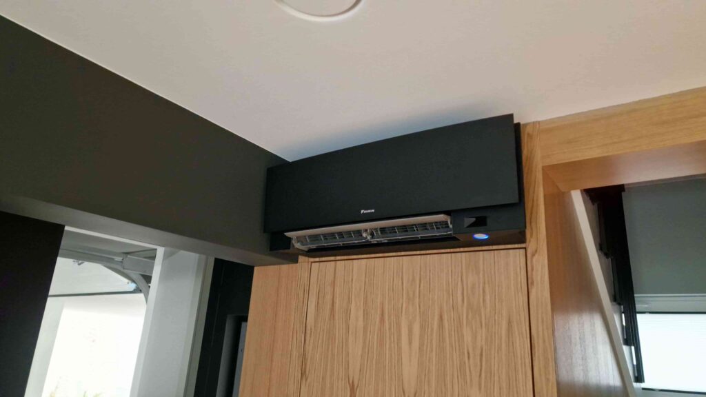 Klimatyzacja Daikin Emura w szeregówce Gliwice Bojków